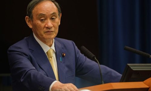 Bloomberg: Thủ tướng Nhật Bản Yoshihide Suga sẽ từ chức